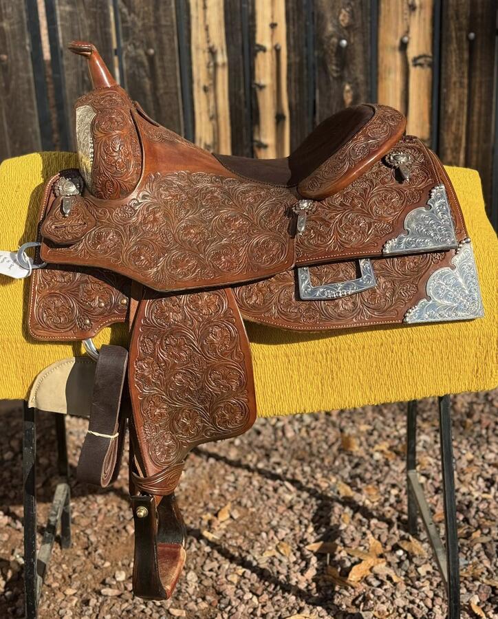Trevor Dare Reiner by Martin Saddlery — 15½